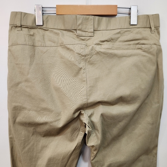 Fabletics Pants 36/32 36x29 Khaki The Only Pant Performance Stretch Golf Chino - Picture 4 of 15